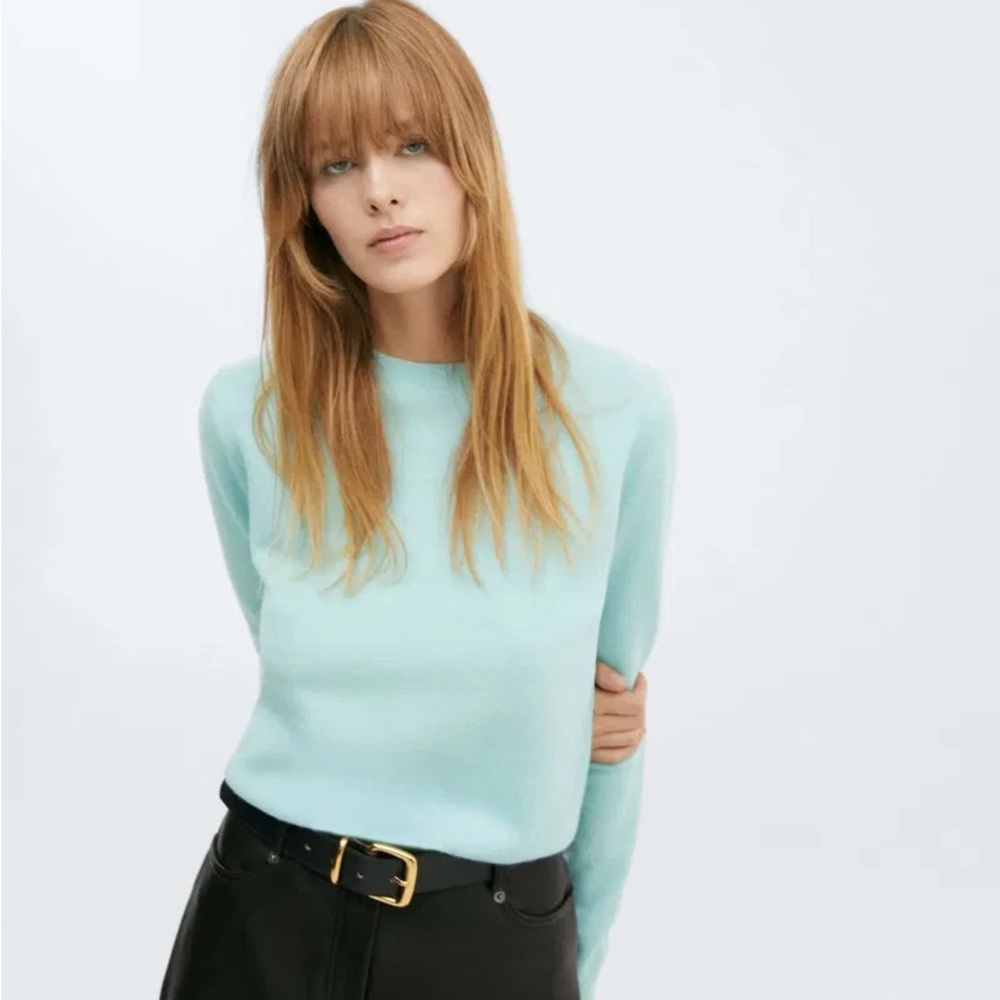 Mango cashmere crew neck sweater in color aqua size US M